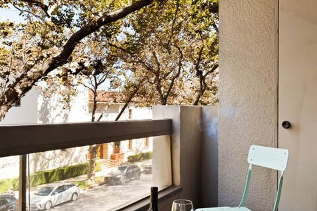 141 S Linden Drive 204, Beverly Hills, CA 90212 — photo 5 of 20