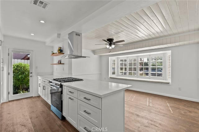 9632 Forbes Avenue, Northridge, CA 91343 — photo 8 of 73