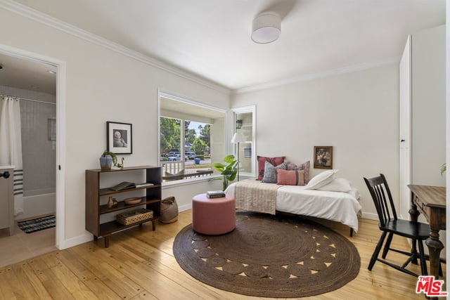 6945 Cedros Avenue, Los Angeles, CA 91405 — photo 31 of 48