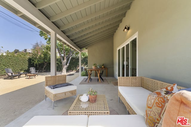 6945 Cedros Avenue, Los Angeles, CA 91405 — photo 39 of 48