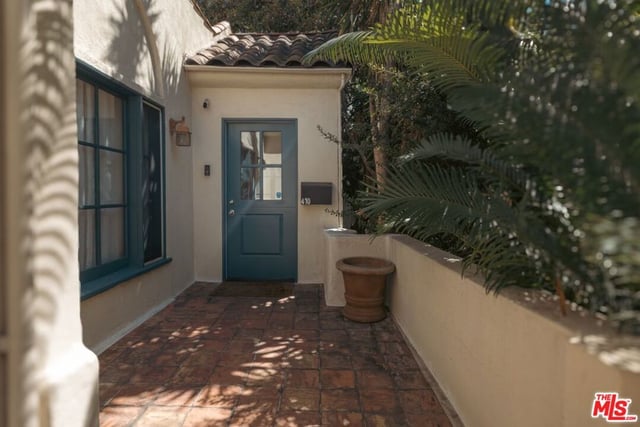 410 N Crescent Heights Boulevard, Los Angeles, CA 90048 — photo 2 of 47
