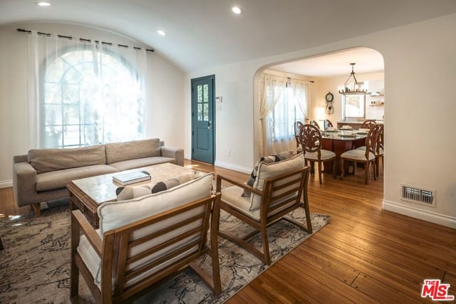 410 N Crescent Heights Boulevard, Los Angeles, CA 90048 — photo 4 of 47