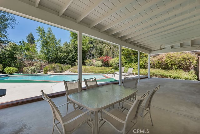 22445 Dardenne, Calabasas, CA 91302 — photo 32 of 35
