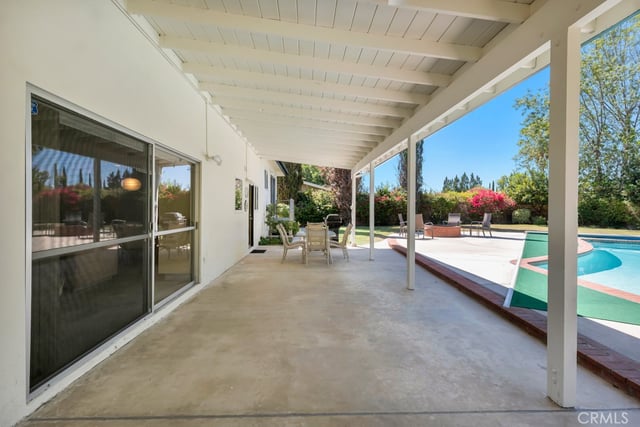 22445 Dardenne, Calabasas, CA 91302 — photo 33 of 35
