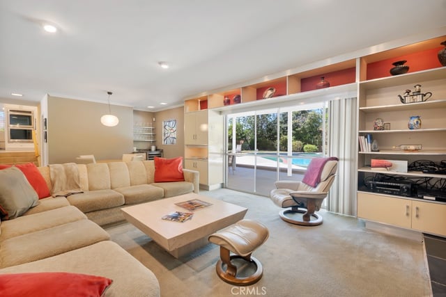 22445 Dardenne, Calabasas, CA 91302 — photo 6 of 35