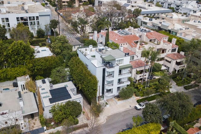 9033 Vista Grande Street 2, West Hollywood, CA 90069 — photo 35 of 38
