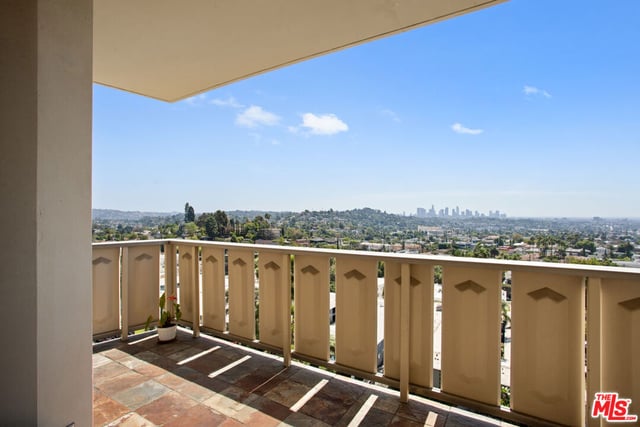 4455 Los Feliz Boulevard 1105, Los Angeles, CA 90027 — photo 2 of 33