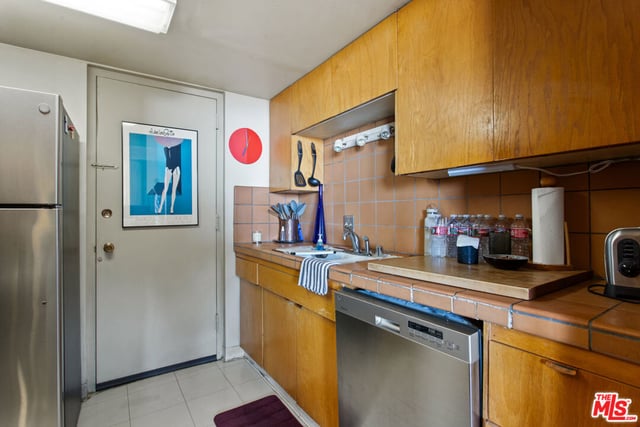 4455 Los Feliz Boulevard 1105, Los Angeles, CA 90027 — photo 22 of 33