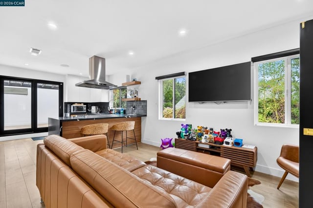4261 division st, Los Angeles, CA 90065 — photo 10 of 50