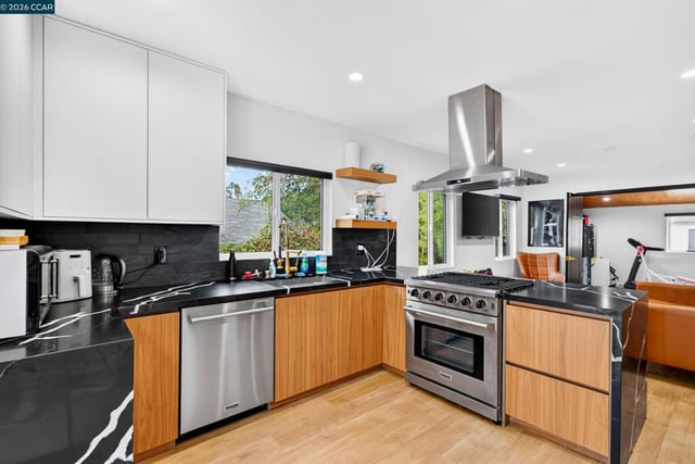 4261 division st, Los Angeles, CA 90065 — photo 6 of 50