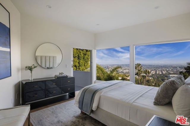 9270 Kinglet Drive, Los Angeles, CA 90069 — photo 19 of 41
