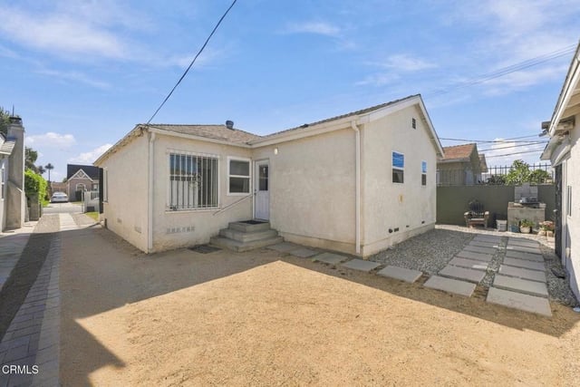 2055 W 80th Street, Los Angeles, CA 90047 — photo 15 of 46
