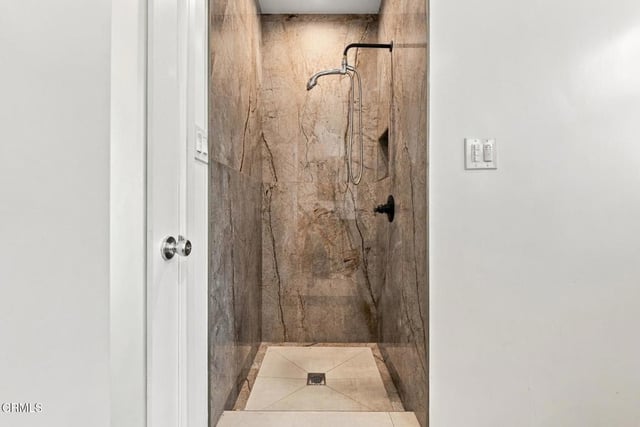 2055 W 80th Street, Los Angeles, CA 90047 — photo 30 of 46