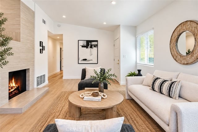 7333 Mclaren, West Hills, CA 91307 — photo 4 of 25