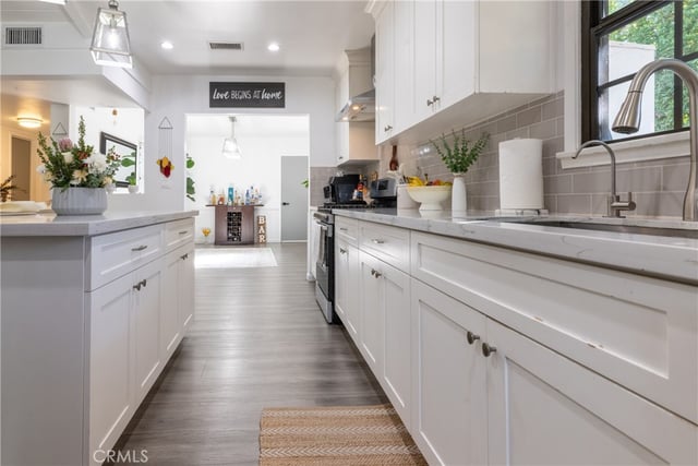 16607 Bahama, North Hills, CA 91343 — photo 9 of 35