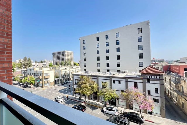 125 North Raymond Avenue N 404, Pasadena, CA 91103 — photo 13 of 15