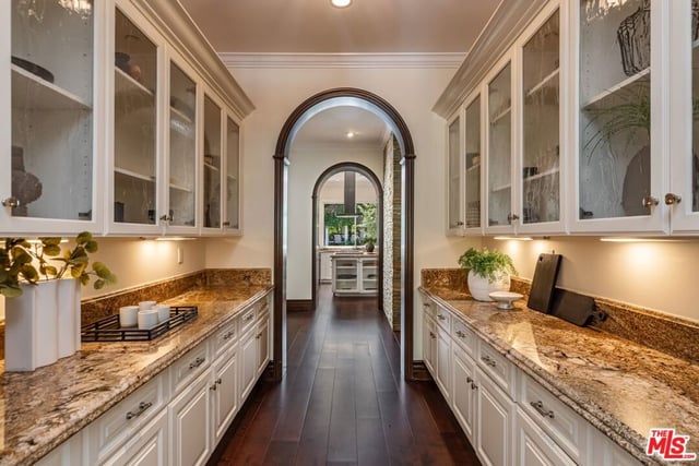 5209 Newcastle Lane, Calabasas, CA 91302 — photo 10 of 42