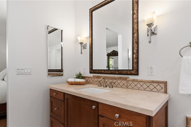 28527 Las Canastas, Valencia, CA 91354 — photo 28 of 55