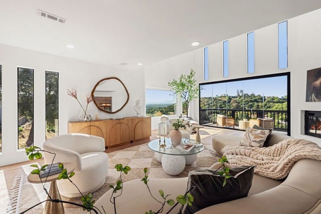 11559 Dona Teresa Drive, Studio City, CA 91604 — photo 13 of 61