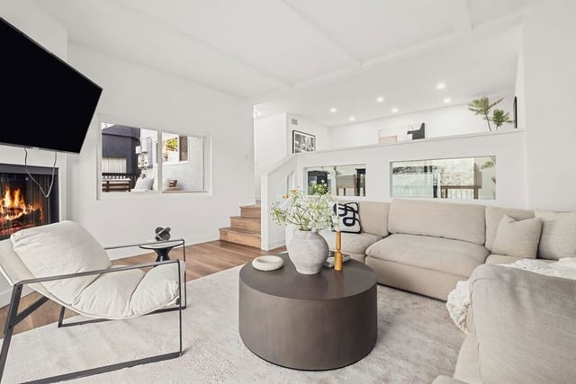 11559 Dona Teresa Drive, Studio City, CA 91604 — photo 46 of 61