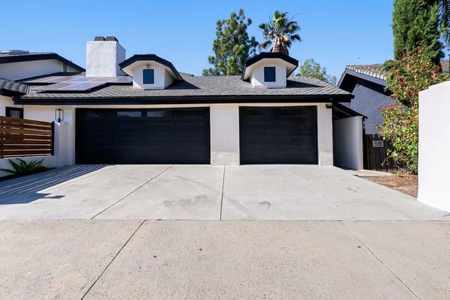 11559 Dona Teresa Drive, Studio City, CA 91604 — photo 5 of 61