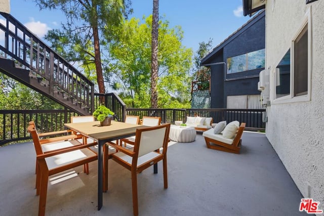 11559 Dona Teresa Drive, Studio City, CA 91604 — photo 53 of 61