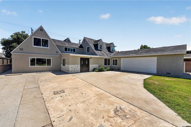 1028 S Sunkist, West Covina, CA 91790 — photo 4 of 67