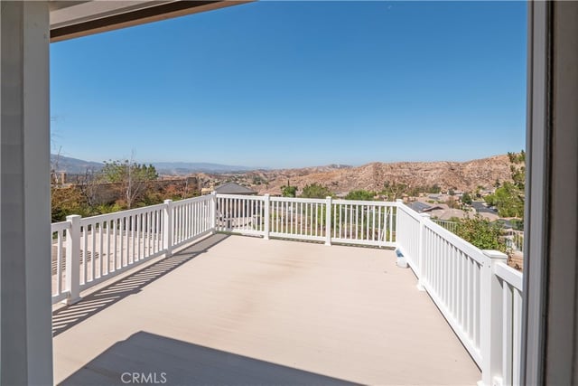 29541 Sequoia, Canyon Country, CA 91387 — photo 4 of 52