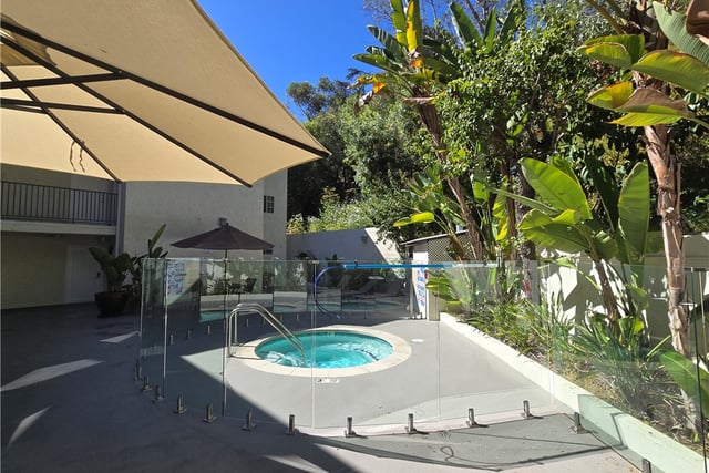 1230 Horn 408, West Hollywood, CA 90069 — photo 30 of 32
