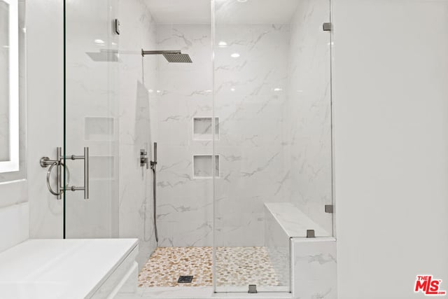 3785 Wilshire Boulevard 204, Los Angeles, CA 90010 — photo 33 of 54