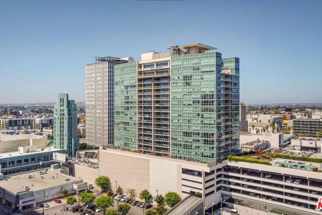 3785 Wilshire Boulevard 204, Los Angeles, CA 90010 — photo 37 of 54