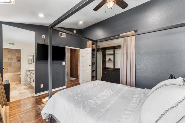 11707 Garrick AVE, Sylmar, CA 91342 — photo 30 of 55