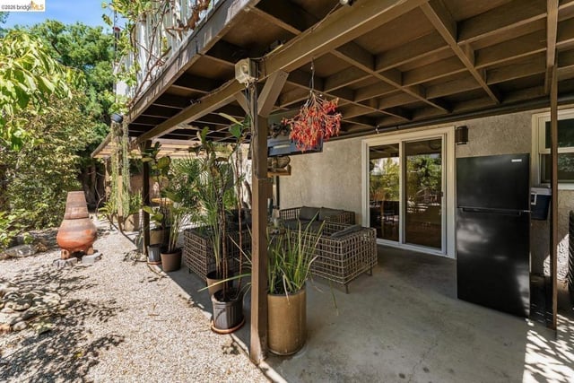 11707 Garrick AVE, Sylmar, CA 91342 — photo 38 of 55