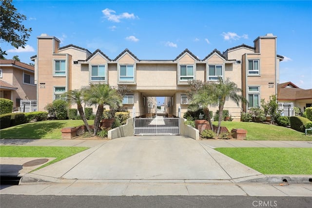 216 S Marengo G, Alhambra, CA 91801 — photo 3 of 36