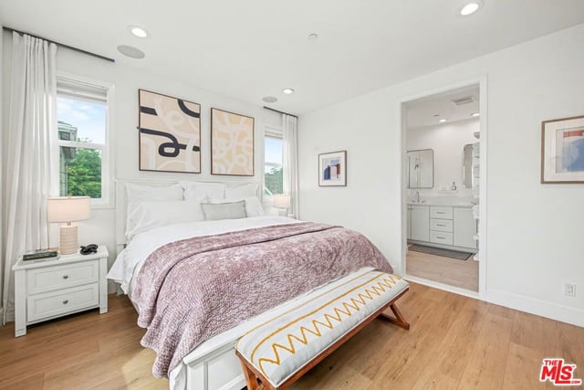 1209 N Commonwealth Avenue, Los Angeles, CA 90029 — photo 10 of 22