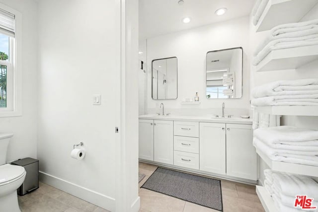 1209 N Commonwealth Avenue, Los Angeles, CA 90029 — photo 11 of 22