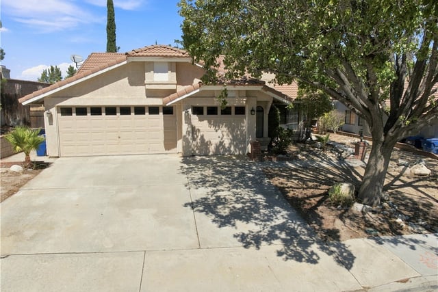 4825 Avenida Vista Verde, Palmdale, CA 93551 — photo 2 of 41