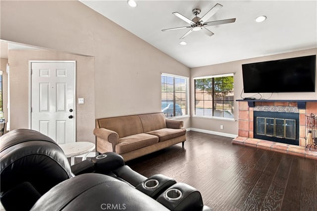 4825 Avenida Vista Verde, Palmdale, CA 93551 — photo 3 of 41
