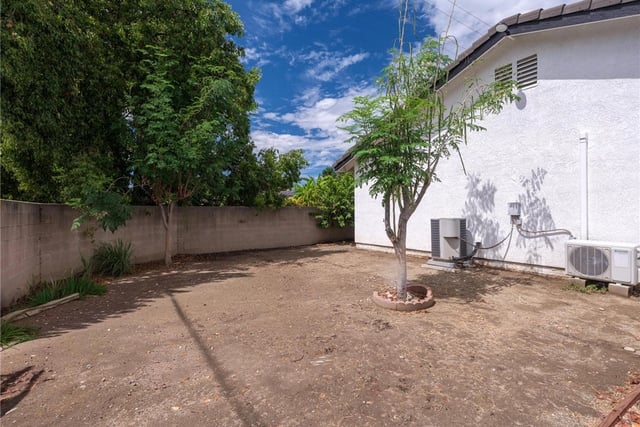 512 E 8th Street, Pomona, CA 91766 — photo 16 of 23