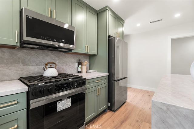 17415 Falda Ave, Torrance, CA 90504 — photo 13 of 36