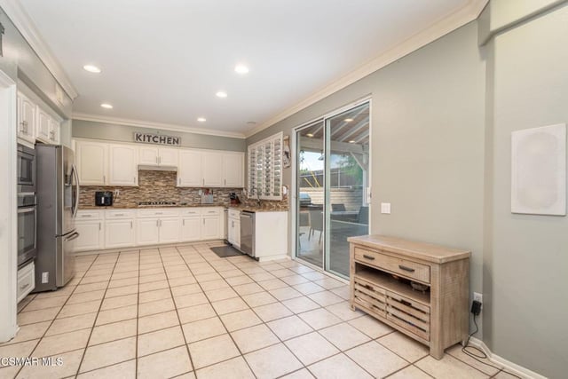1014 Borden Avenue, Simi Valley, CA 93065 — photo 13 of 37