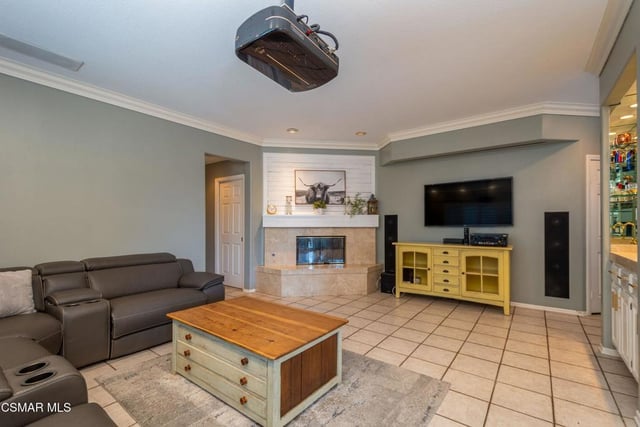 1014 Borden Avenue, Simi Valley, CA 93065 — photo 15 of 37
