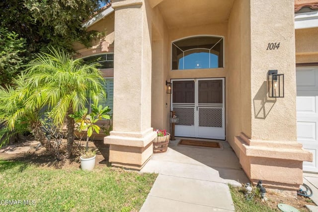 1014 Borden Avenue, Simi Valley, CA 93065 — photo 6 of 37