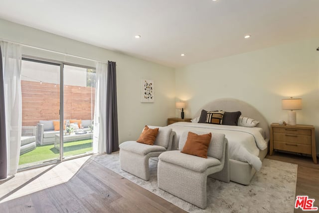 1045 N Kings Road 107, West Hollywood, CA 90069 — photo 17 of 29