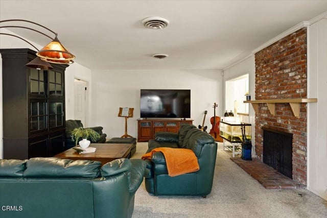3585 Shadow Grove Road, Pasadena, CA 91107 — photo 4 of 26