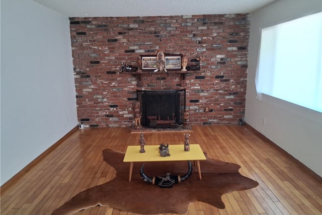 12587 Bradley Avenue, Sylmar, CA 91342 — photo 10 of 36