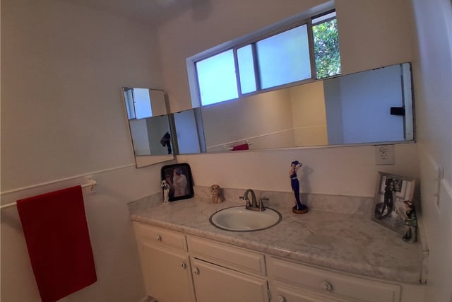 12587 Bradley Avenue, Sylmar, CA 91342 — photo 18 of 36