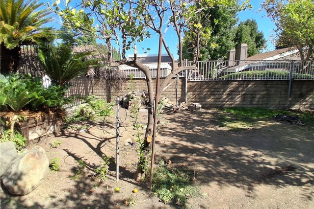 12587 Bradley Avenue, Sylmar, CA 91342 — photo 31 of 36