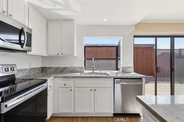 2074 Mount Shasta, San Pedro, CA 90732 — photo 9 of 22