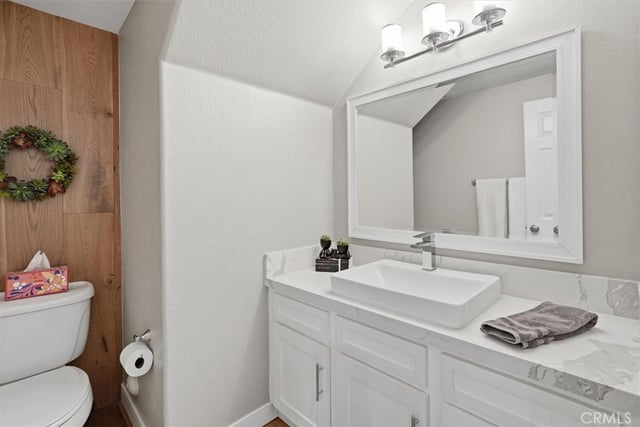 27933 Mariposa Street, Valencia, CA 91355 — photo 13 of 30
